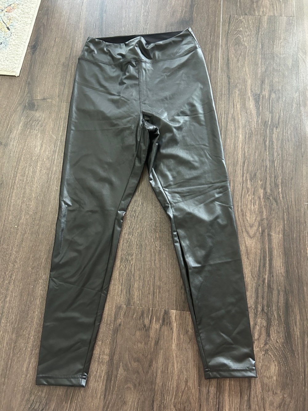 Offline by Aerie Real Luxe Faux Leather Leggings in Black